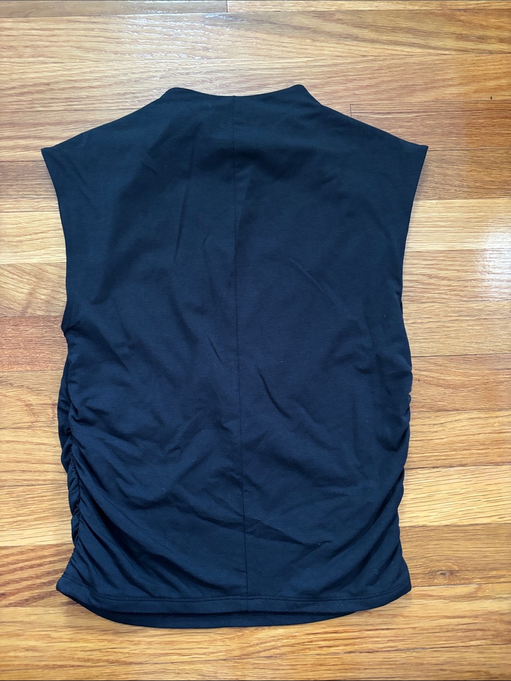 Abercrombie & Fitch Black Sleeveless Mock Neck Tank with Side Ruching - Picture 3 of 3